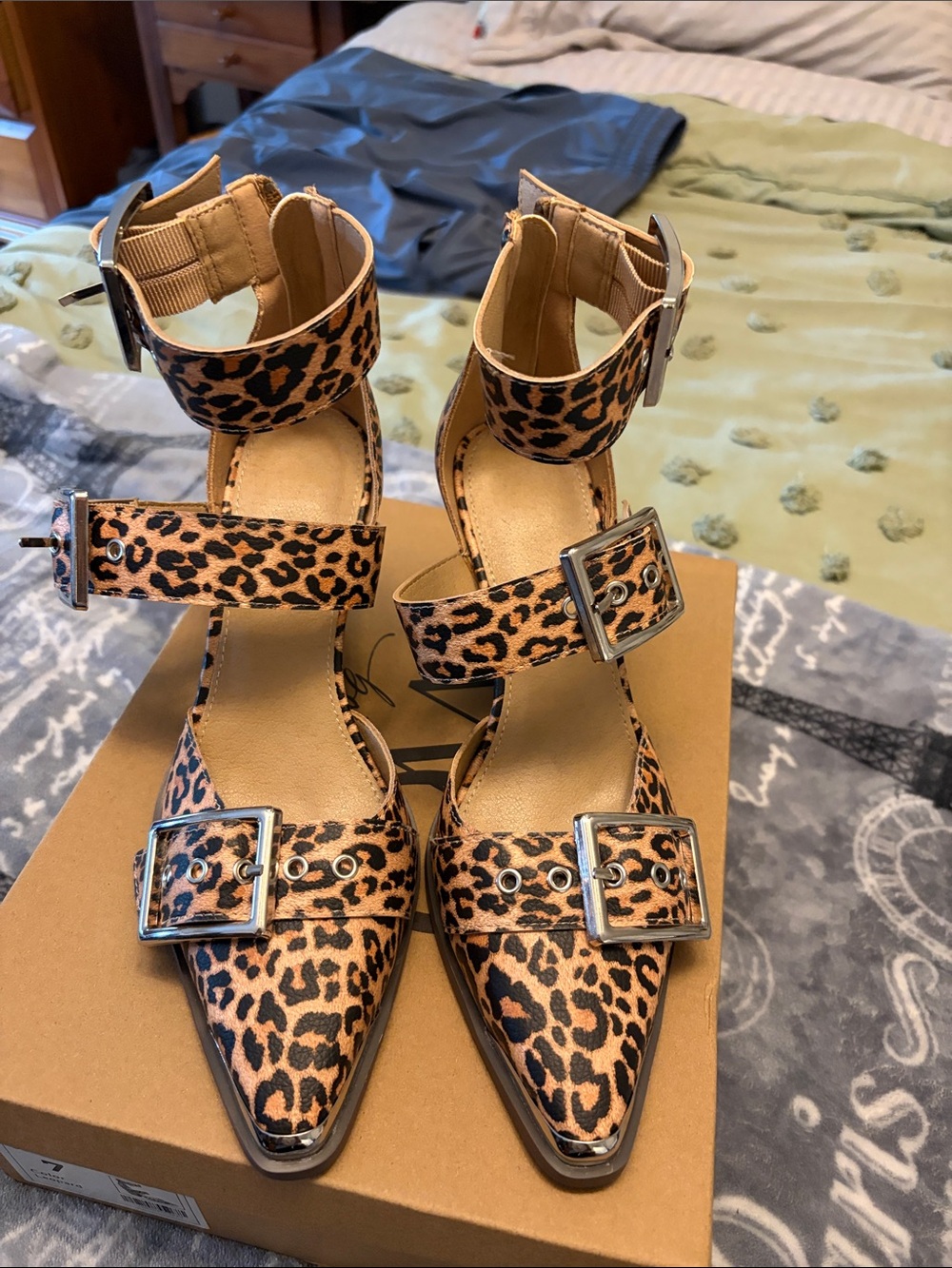 Leopard Print Buckle Ankle-Strap Heels - Women's Tan/Black